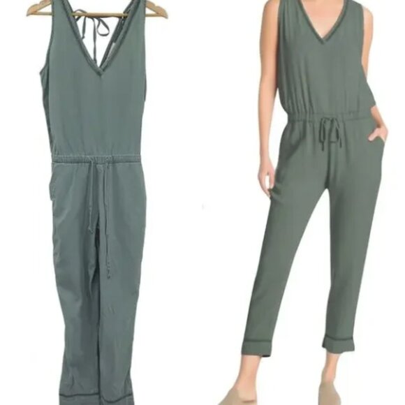 Cloth & Stone Khaki sleeveless V-Neck Straight Leg Tie Waist Jumpsuit Size PMed. - Picture 9 of 9